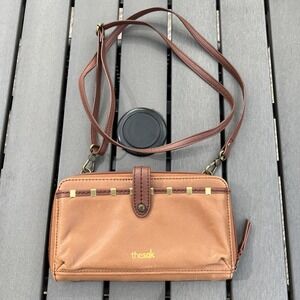 The Sak Iris Crossbody Brass & Leather Brown Tan‎